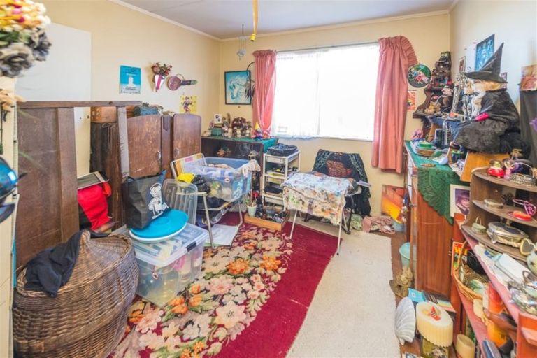 Photo of property in 38 Tongariro Street, Castlecliff, Wanganui, 4501