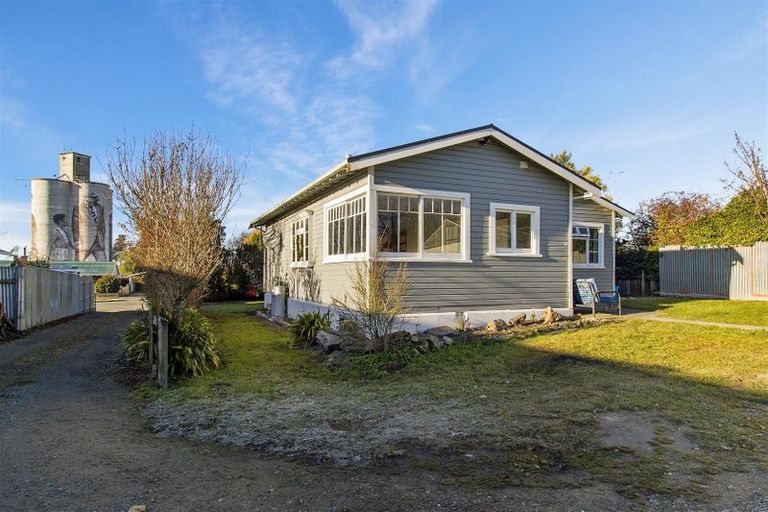 Photo of property in 96 Shearman Street, Waimate, 7924