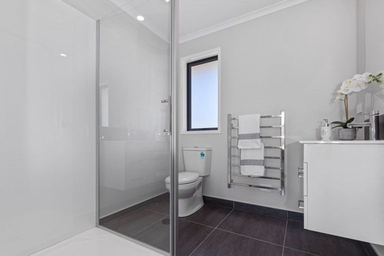 Photo of property in 21 Downer Access Road, Kaukapakapa, 0873