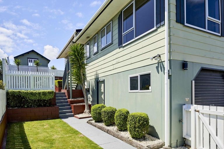 Photo of property in 25 Clipper Street, Titahi Bay, Porirua, 5022