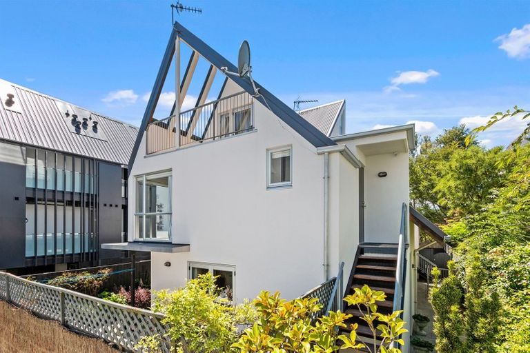 Photo of property in 8/32 Cranmer Square, Christchurch Central, Christchurch, 8013