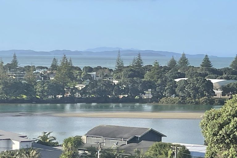 Photo of property in 7 River Road, Red Beach, 0932