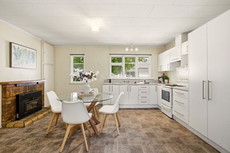 Photo of property in 11 Leistrella Road, Hoon Hay, Christchurch, 8025