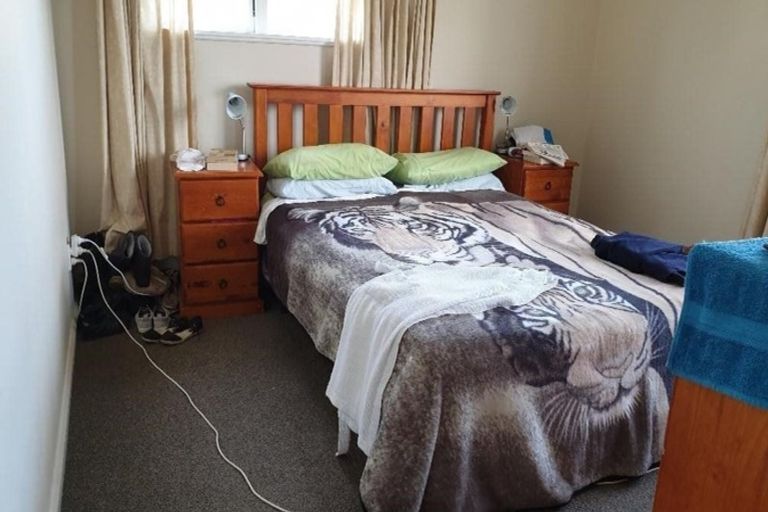 Photo of property in 28 Hadfield Street, Patea, 4520