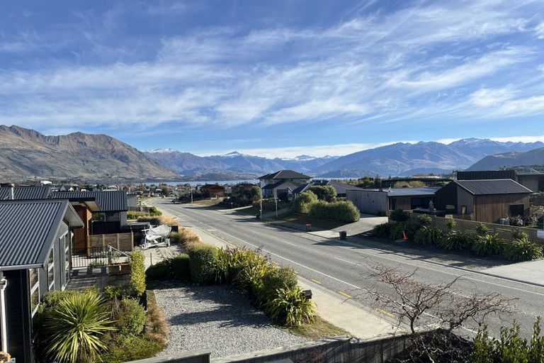 Photo of property in 251 Aubrey Road, Wanaka, 9305