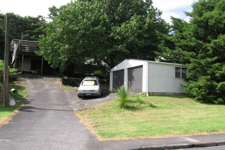 Photo of property in 25 Rangeview Road, Sunnyvale, Auckland, 0612