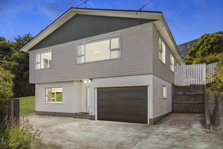 Photo of property in 61 Montreal Grove, Kingston, Wellington, 6021