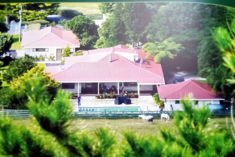 Photo of property in 200 Fraser Smith Road, Awakino, Mokau, 4376