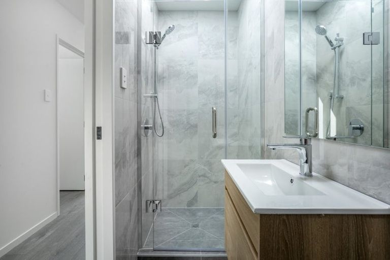 Photo of property in 13c Normandy Place, Henderson, Auckland, 0610