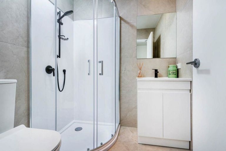 Photo of property in 14/128 Onewa Road, Northcote, Auckland, 0627