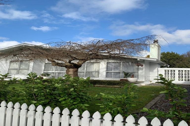 Photo of property in 53 John F Kennedy Drive, Milson, Palmerston North, 4414