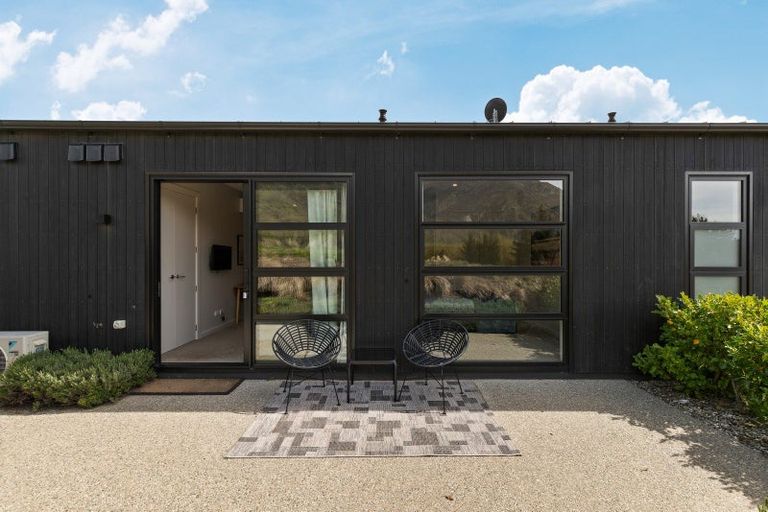 Photo of property in 23 Alps View Place, Lake Hayes, Queenstown, 9304