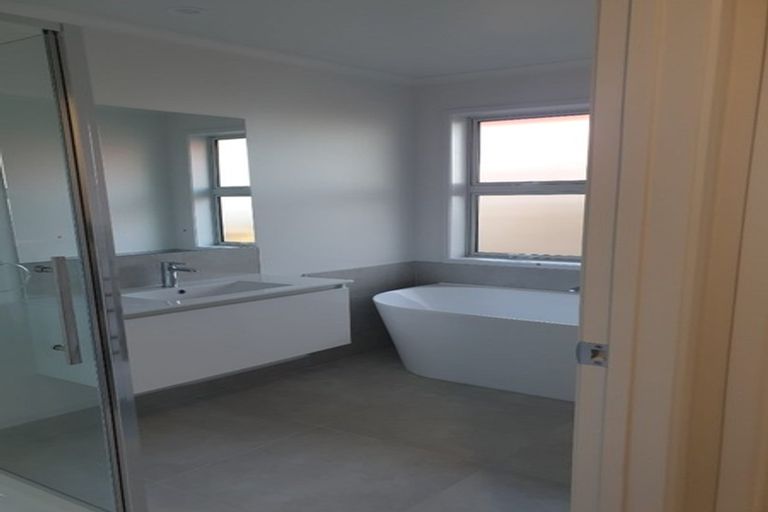 Photo of property in 9d Tiaki Way, Cambridge, 3434