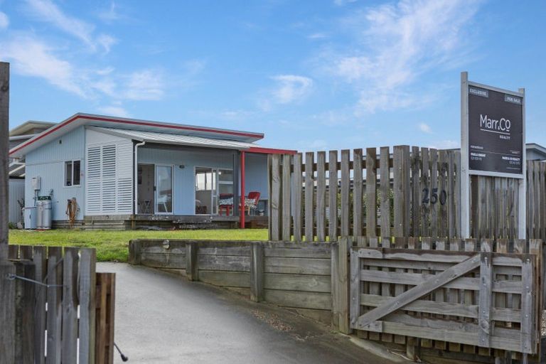 Photo of property in 250 Tokerau Beach Road, Karikari Peninsula, 0483