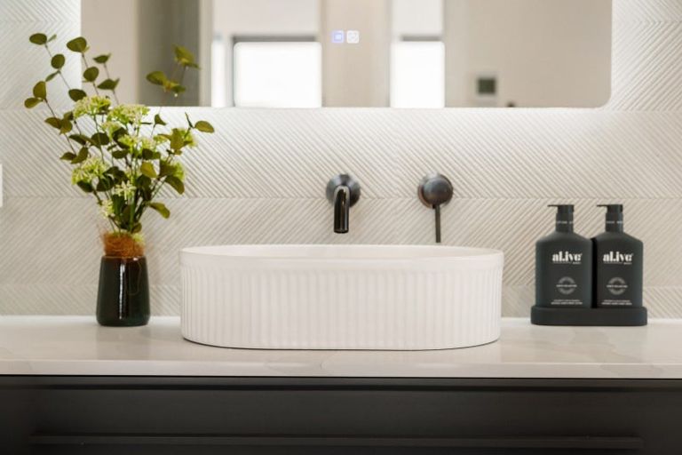 Photo of property in 13 Packer Road, Wanaka, 9382