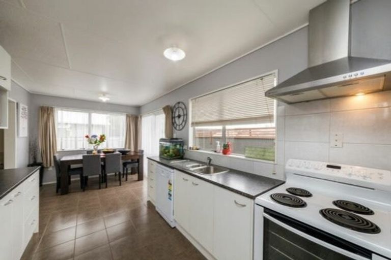 Photo of property in 8 Kaimanawa Street, Kelvin Grove, Palmerston North, 4414