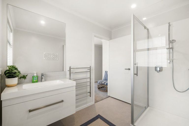 Photo of property in 10 Wai Terrace, Wharewaka, Taupo, 3330