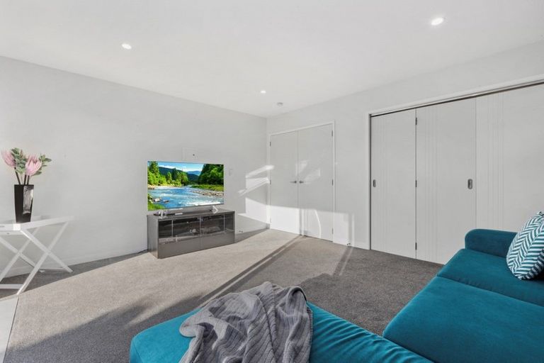 Photo of property in 53 Kahuparere Crescent, Pyes Pa, Tauranga, 3112