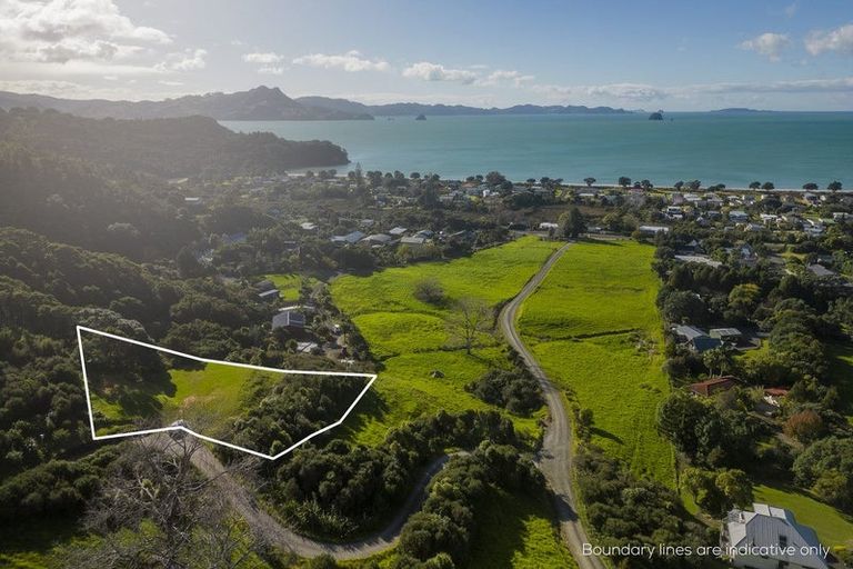 Photo of property in 34 Ara Mata, Cooks Beach, Whitianga, 3591