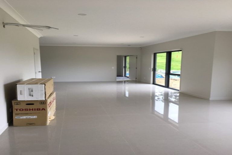 Photo of property in 183 Spur Road, Stillwater, Silverdale, 0993