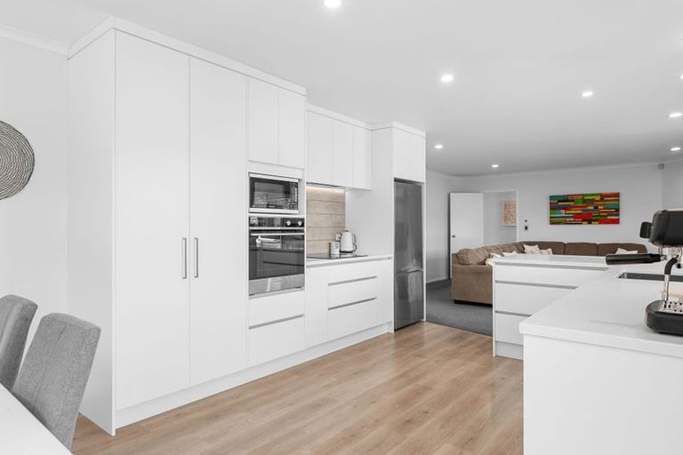 Photo of property in 9 Shalimar Place, Huntington, Hamilton, 3210