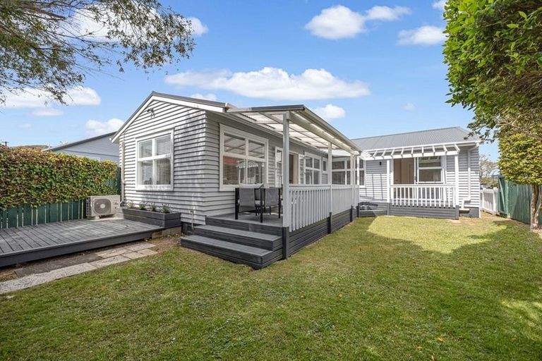 Photo of property in 32 Harapaki Road, Meadowbank, Auckland, 1072