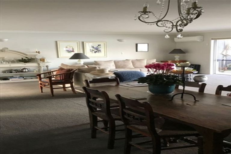 Photo of property in 188b Devonport Road, Tauranga, 3110