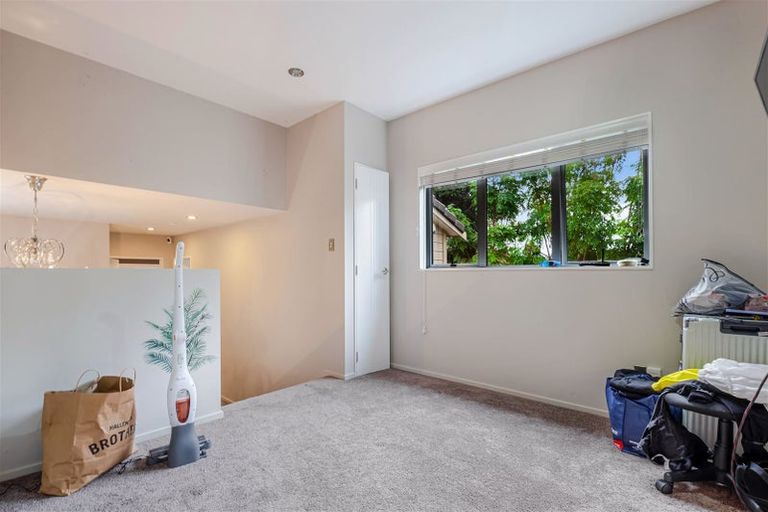 Photo of property in 32c Bayview Road, Bayview, Auckland, 0629