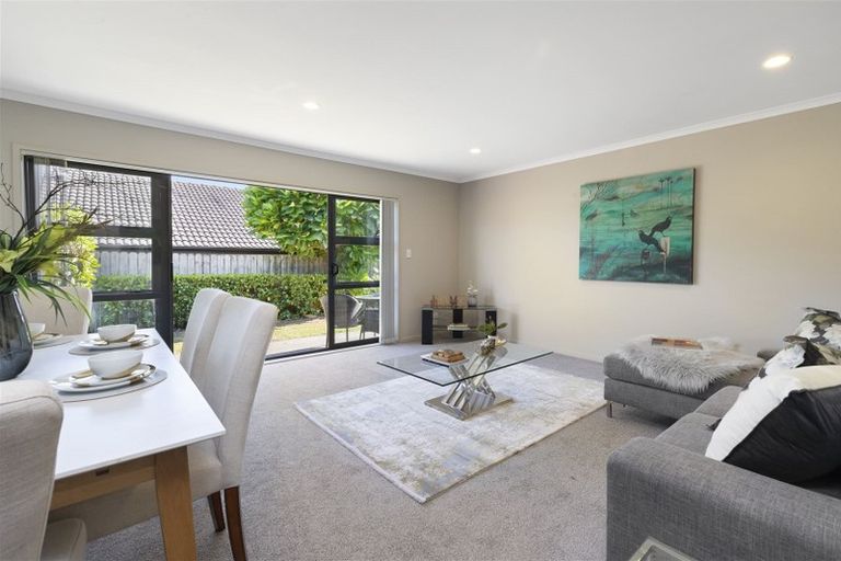 Photo of property in 38 Ranchod Terrace, Pukekohe, 2120