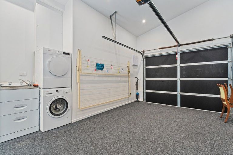 Photo of property in 16 Vanita Drive, Whitianga, 3510