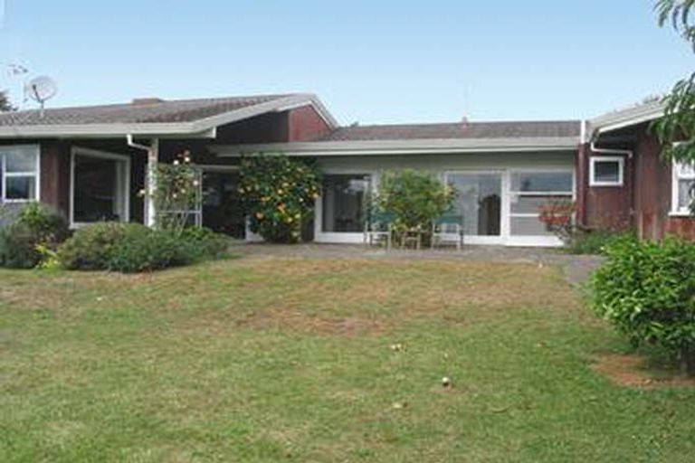 Photo of property in 40 Lake Crescent, Hamilton Lake, Hamilton, 3204