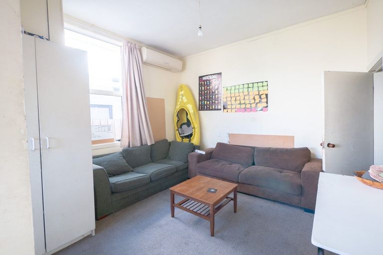 Photo of property in 247 Castle Street, Dunedin Central, Dunedin, 9016