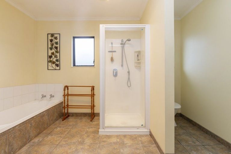 Photo of property in 31 Balmoral Drive, Hilltop, Taupo, 3330