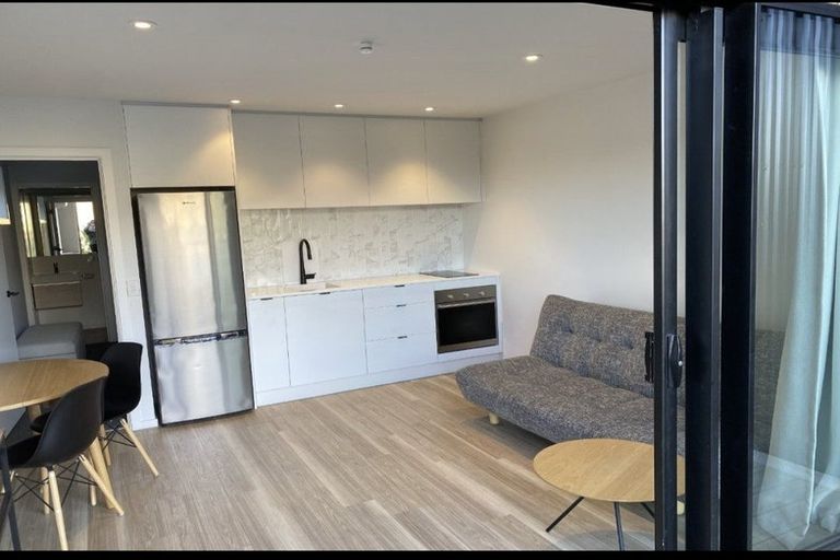 Photo of property in St Andrews Park, 16-18 Saint Peters Place, Queenstown, 9300