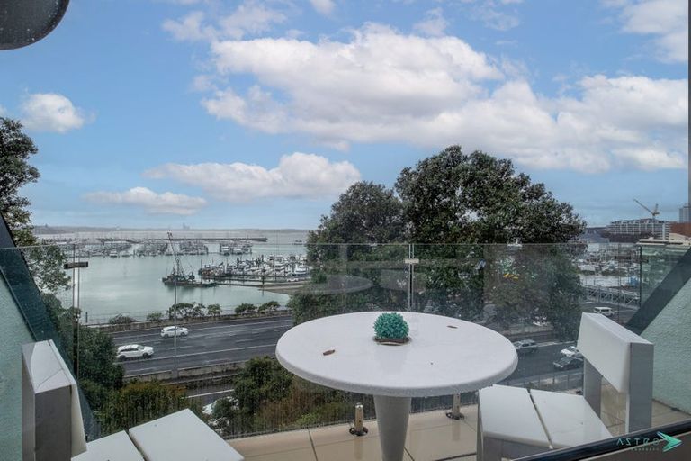 Photo of property in 2/7 London Street, Saint Marys Bay, Auckland, 1011