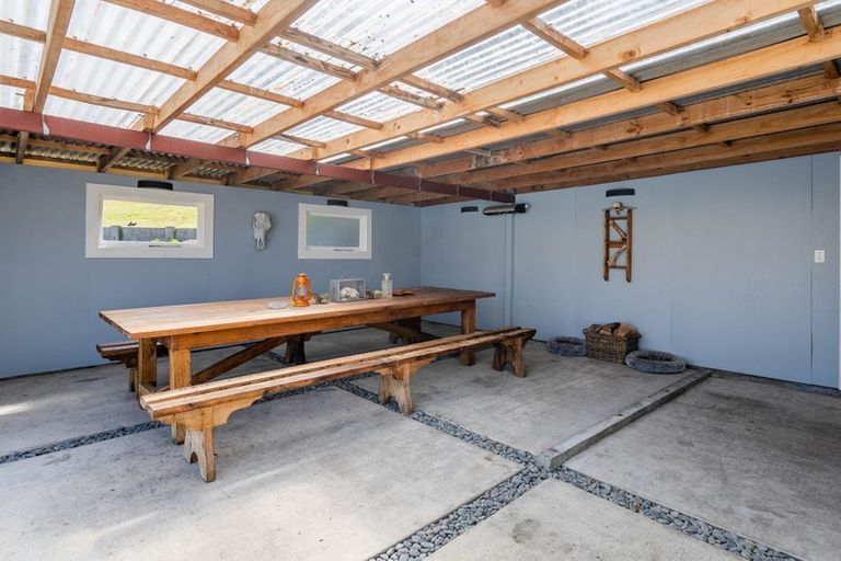 Photo of property in 16 Kaka Road, Raumati Beach, Paraparaumu, 5032