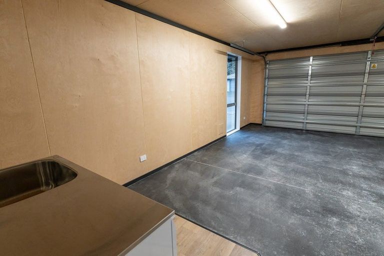 Photo of property in 5 Field View, Bradford, 9011