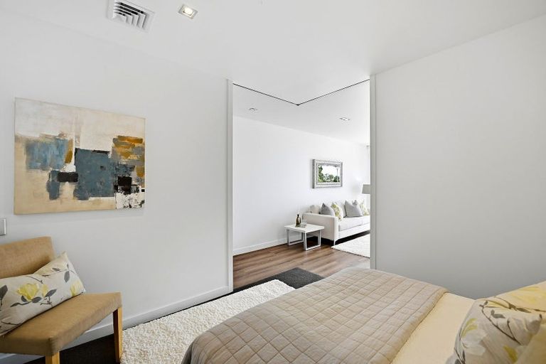 Photo of property in Ocean Breeze Apts, 7107/87 Clyde Road, Browns Bay, Auckland, 0630