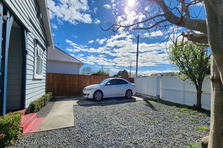 Photo of property in 115 Bell Road, Waiwhetu, Lower Hutt, 5010