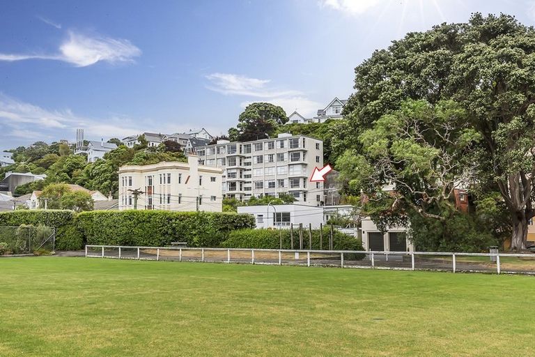 Photo of property in Greenmantle Flats, 88a Salamanca Road, Kelburn, Wellington, 6012