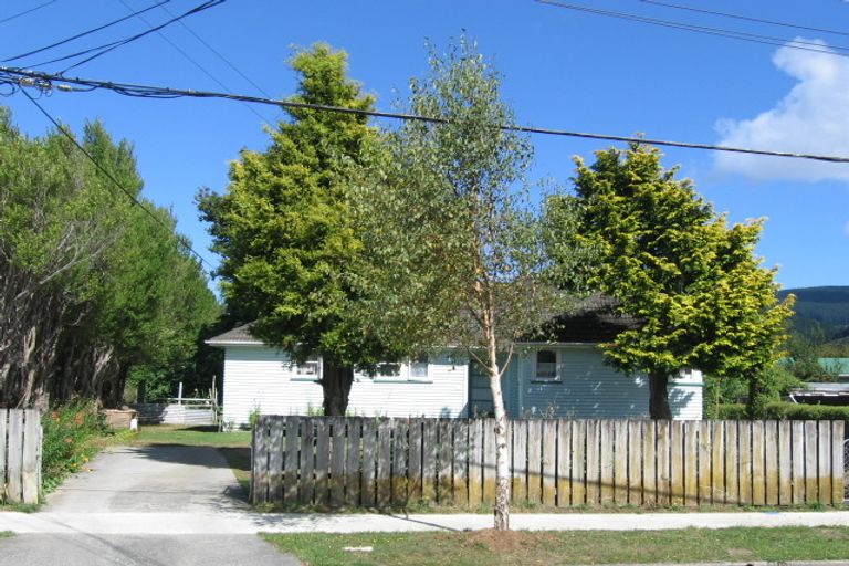 Photo of property in 31 Ruahine Street, Trentham, Upper Hutt, 5018