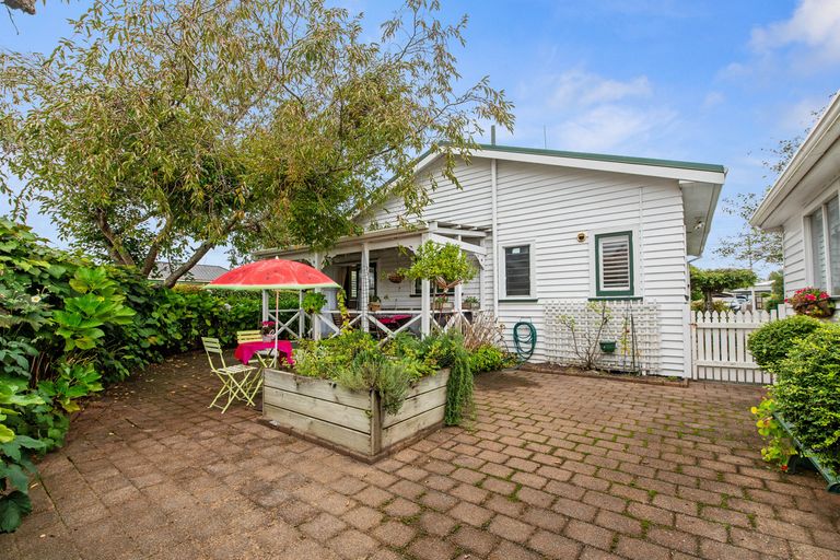 Photo of property in 3 Corlett Street, Utuhina, Rotorua, 3015