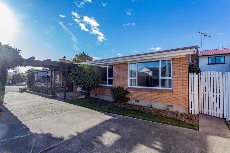 Photo of property in 5 Skye Place, Burnside, Christchurch, 8053