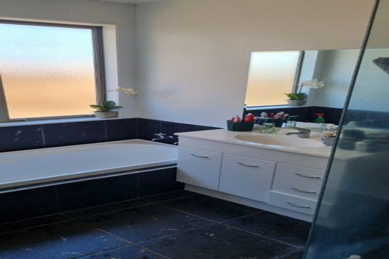 Photo of property in 562 Bower Avenue, Parklands, Christchurch, 8083