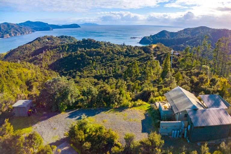 Photo of property in 867 Tuateawa Road, Waikawau, Coromandel, 3584