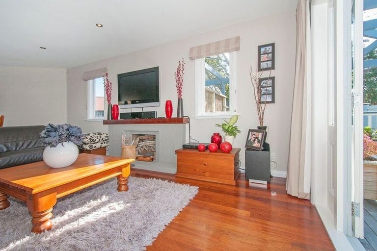 Photo of property in 37 Garden Road, Avalon, Lower Hutt, 5011