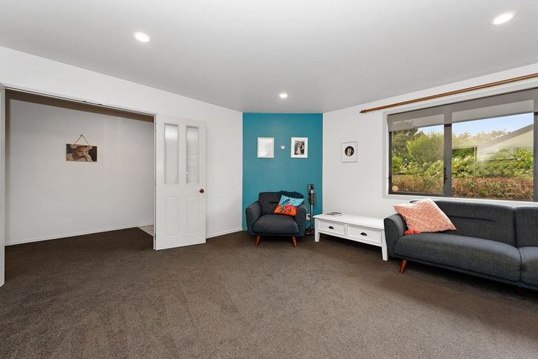 Photo of property in 53 Waiwherowhero Drive, St Andrews, Hamilton, 3200