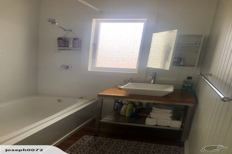 Photo of property in 58 Hakanoa Street, Huntly, 3700