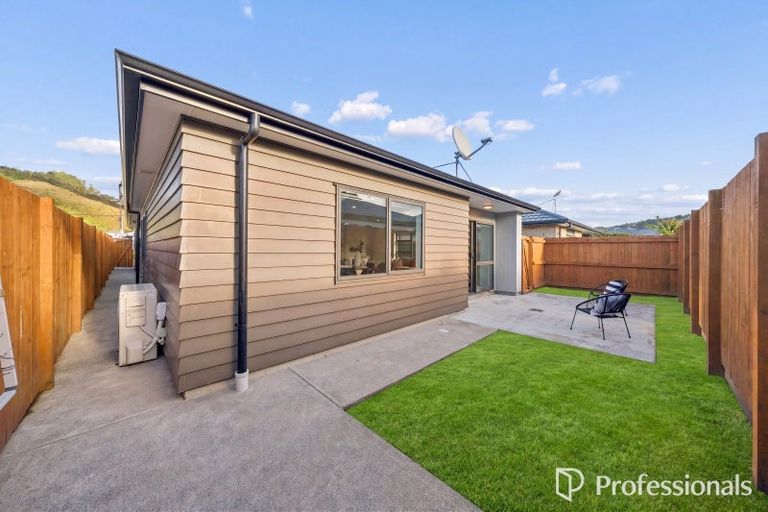 Photo of property in 96 Farmer Crescent, Taita, Lower Hutt, 5011