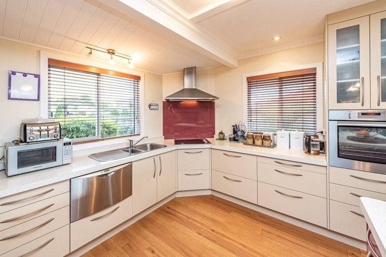 Photo of property in 12 St Johns Heights, Otamatea, Whanganui, 4500